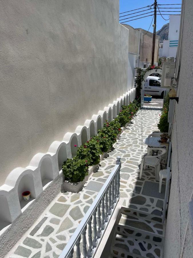 Dilino Hotel Kamari  Exterior photo